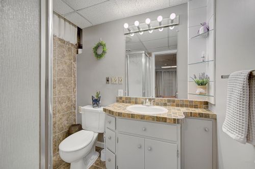 2070 Ivy St, Saint Paul MN  55109-4029 exterior