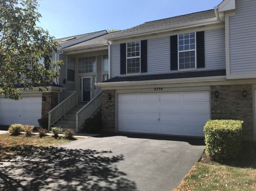 2754 Cedar Glen Dr, Arlington Hts IL  60005-4677 exterior