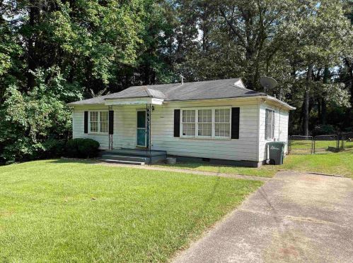 968 Springdale Dr, Marietta, GA 30062-3567