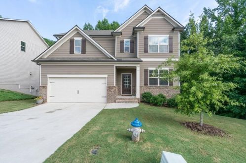946 Madison Ave, Braselton, GA 30517-4315