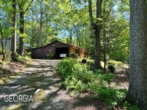 6405 Cherry Tree Ln, Atlanta, GA 30328-3316