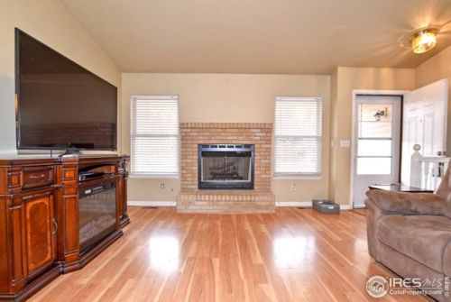 4560 Dinosaur Ct, Greeley, CO 80634-9273