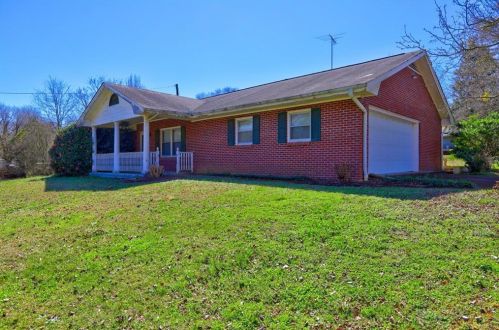 1821 New, Conyers GA  30012-3740 exterior