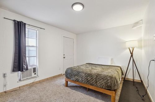 3821 Mercury St, Fort Worth TX  76111-5142 exterior