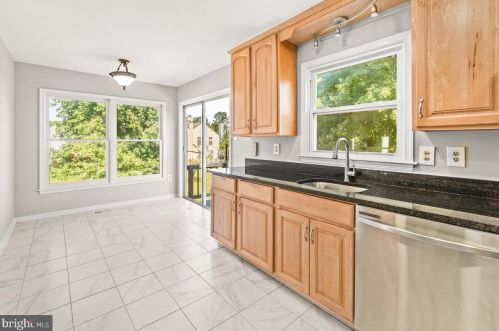 2229 Cherry Leaf Ln, Silver Spring MD 20906-5733 exterior