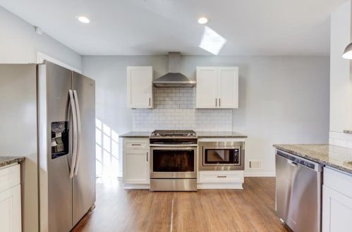 2192 Dering Cir, Atlanta GA  30345-1616 exterior