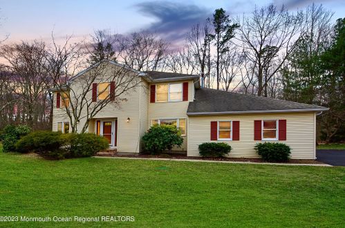3 Reese Ct, Jackson Twp, NJ 08527-4837