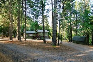 5220 Clear Creek Ct, Michigan Bluff, CA 95631-9741