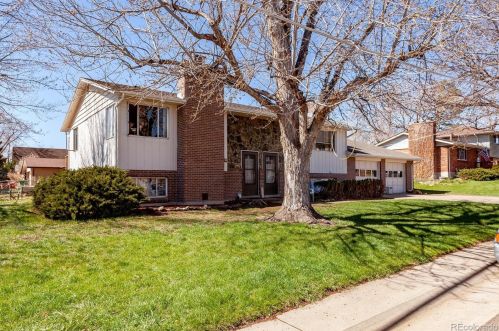 12020 63rd Pl, Arvada CO  80004-4006 exterior