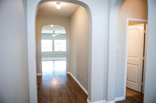 1925 Kachina Lodge Rd, Fort Worth TX  76131-2402 exterior