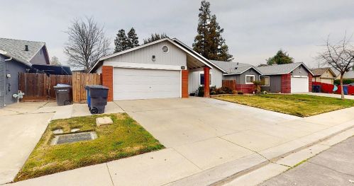 3017 Gibson Way, Modesto, CA 95354-4148