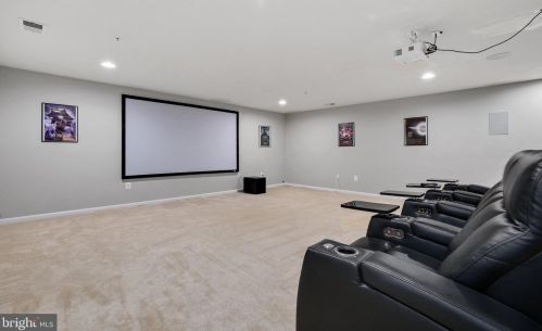 8810 Gunston St, Fulton MD  20759-2308 exterior