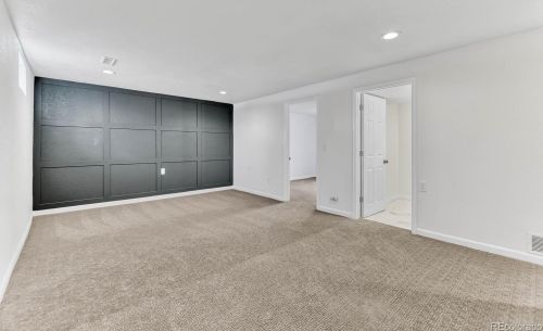 4459 Grant St, Englewood CO  80113-5806 exterior