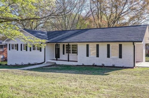 6258 Huie Dr, Morrow, GA 30260-1702