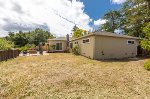 10564 Ainsworth Dr, Los Altos CA 94024-7448 exterior