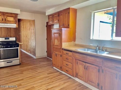 318 Valerie St, Santa Maria, CA 93454-4824