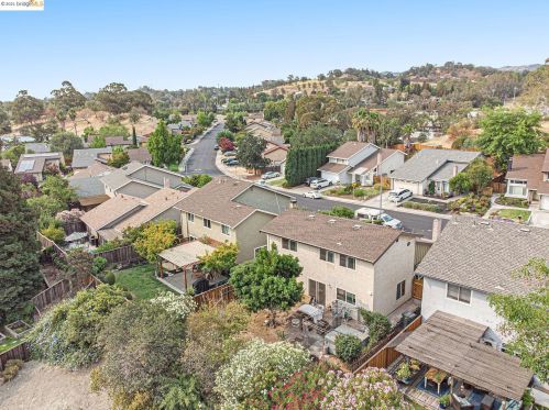 4915 Shadowfalls Cir, Pacheco, CA 94553-4172
