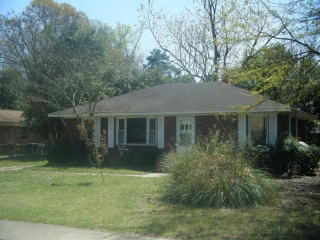 1914 Millwood Rd, Sumter SC  29150-5535 exterior
