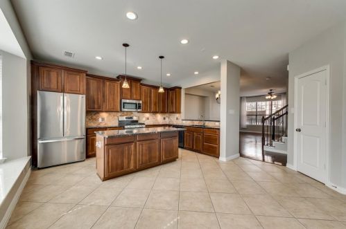 1511 Biltmore Ln, Irving TX  75063-3423 exterior