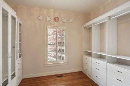3027 Lanier Dr, Atlanta GA  30319-2744 exterior