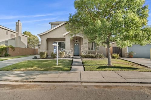 332 Tannehill Dr, Manteca, CA 95337-8707
