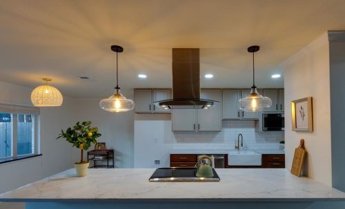 3829 Crown Shore Dr, Dallas TX  75244-7136 exterior