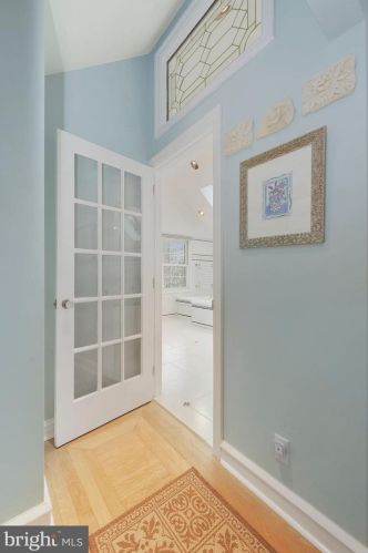 315 Maple Ave, Haddonfield NJ 08033-1438 exterior