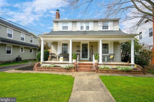37 Grayson Ave, Trenton, NJ 08619-2517