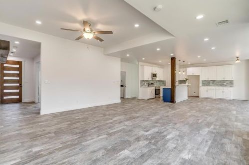 209 Lochness Ln, Fort Worth TX  76126-3212 exterior