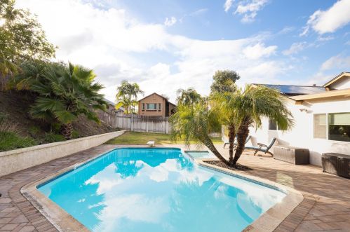 13037 Cavalry Ct, San Diego, CA 92129-2312