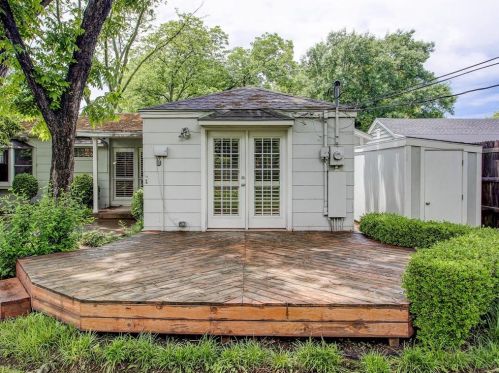 2563 Boyd Ave, Fort Worth TX  76109-1022 exterior