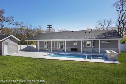 57 Raleigh Ct, Tinton Falls NJ 07724-2128 exterior