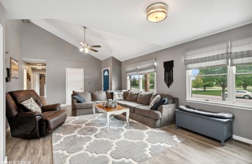 804 Andrea Dr, Wilton Center, IL 60442-9178