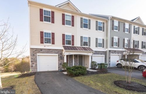 2874 Chinkapin Oak Ln, Woodbridge, VA 22191-7524
