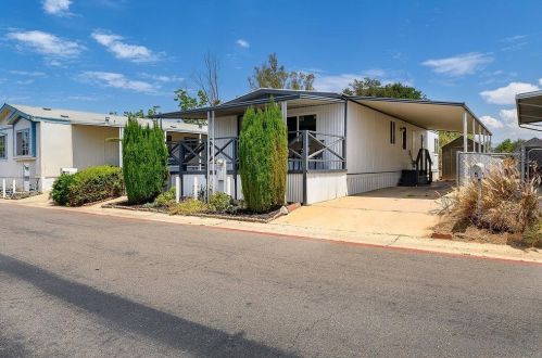 13655 Highway 8 Business, El Cajon, CA 92021-1922