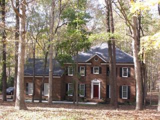 3024 Michelle Dr, Matthews, NC 28104-9380