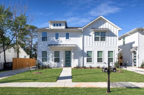 228 Sunset Ln, Fort Worth TX  76114-4327 exterior