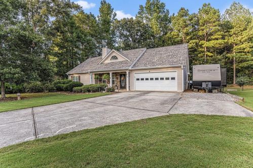 800 Evergreen Dr, Monroe, GA 30655-7356