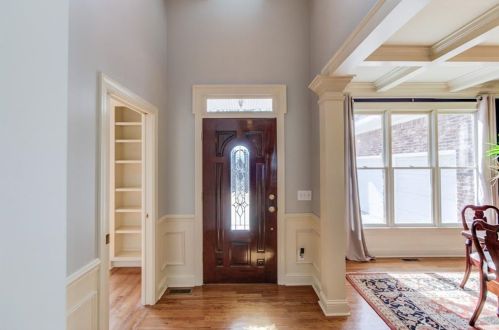 2721 Log Cabin Dr, Atlanta GA  30339-1546 exterior
