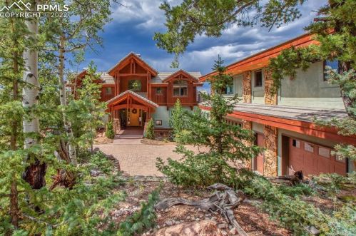 540 Mohawk Hts, Twin Rock, CO 80816-9395