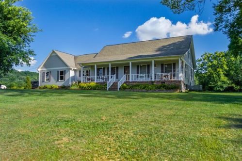 6150 Elkton Pike, Prospect, TN 38477-7534