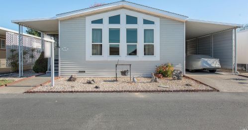 8030 Cliffrose St, Windsor, CA 95492-9539