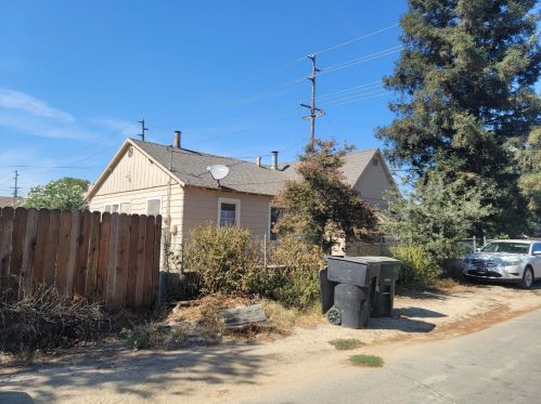 1600 Beverly Dr, Modesto, CA 95358-2316