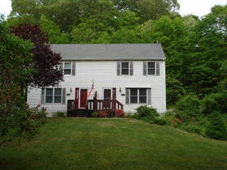 14 Fairy Dell Rd, Clinton, CT 06413-2404