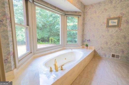 3165 Spring Lake Dr, Conyers GA 30013-5411 exterior