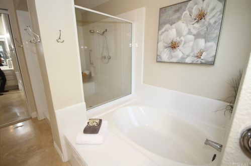 11 Sunrise, Irvine CA  92603-3720 exterior