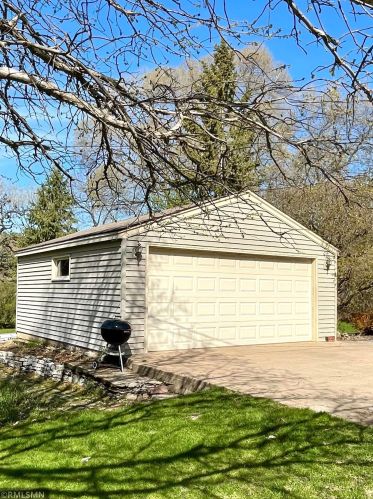 7692 Groveland Rd, Saint Paul MN  55112-3815 exterior