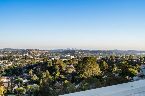 1652 Gladys Dr, Glendale CA  91206-1616 exterior