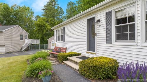 57 Gina St, Lewiston, ME 04240-2012