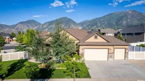 1158 Bear Hollow Ln, Payson, UT 84651-5553